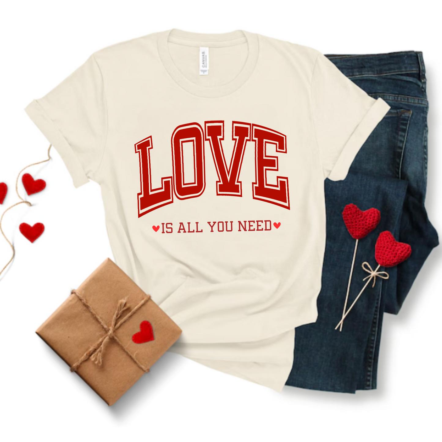Love is all you need Tee