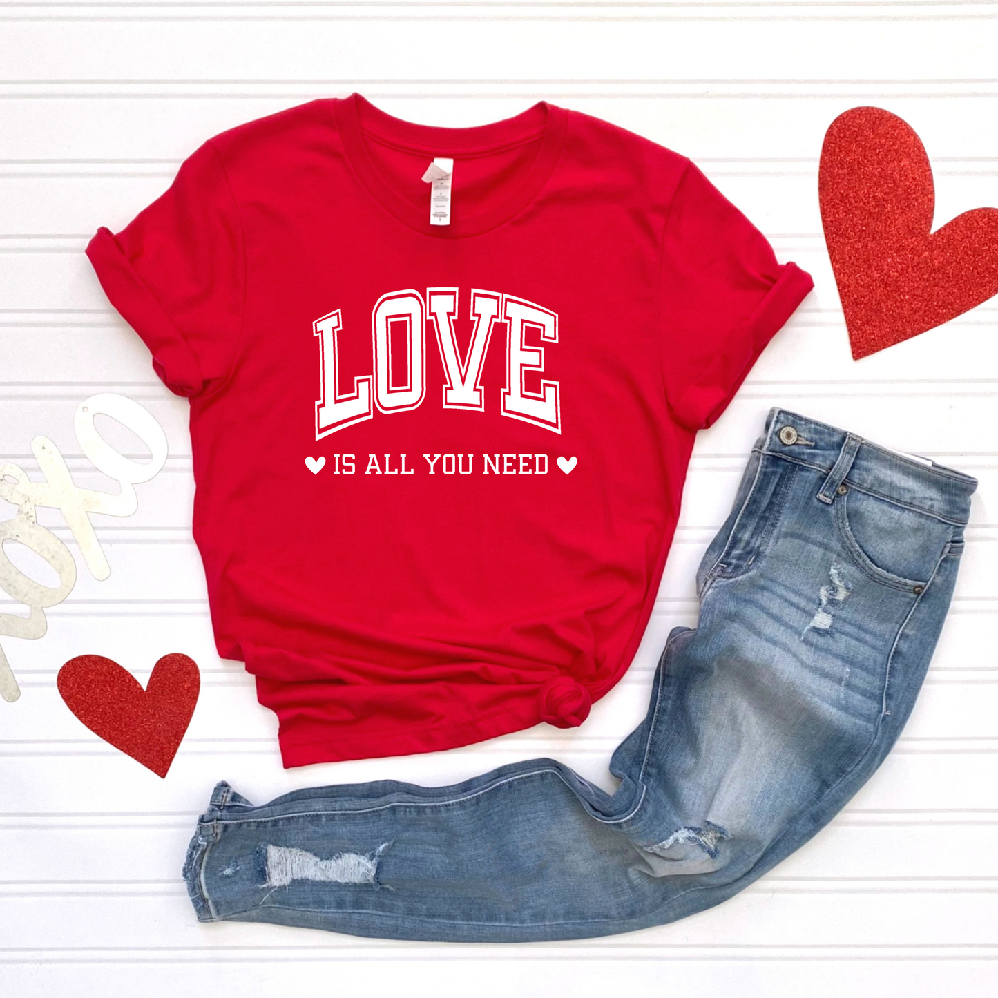 Love is all you need Tee