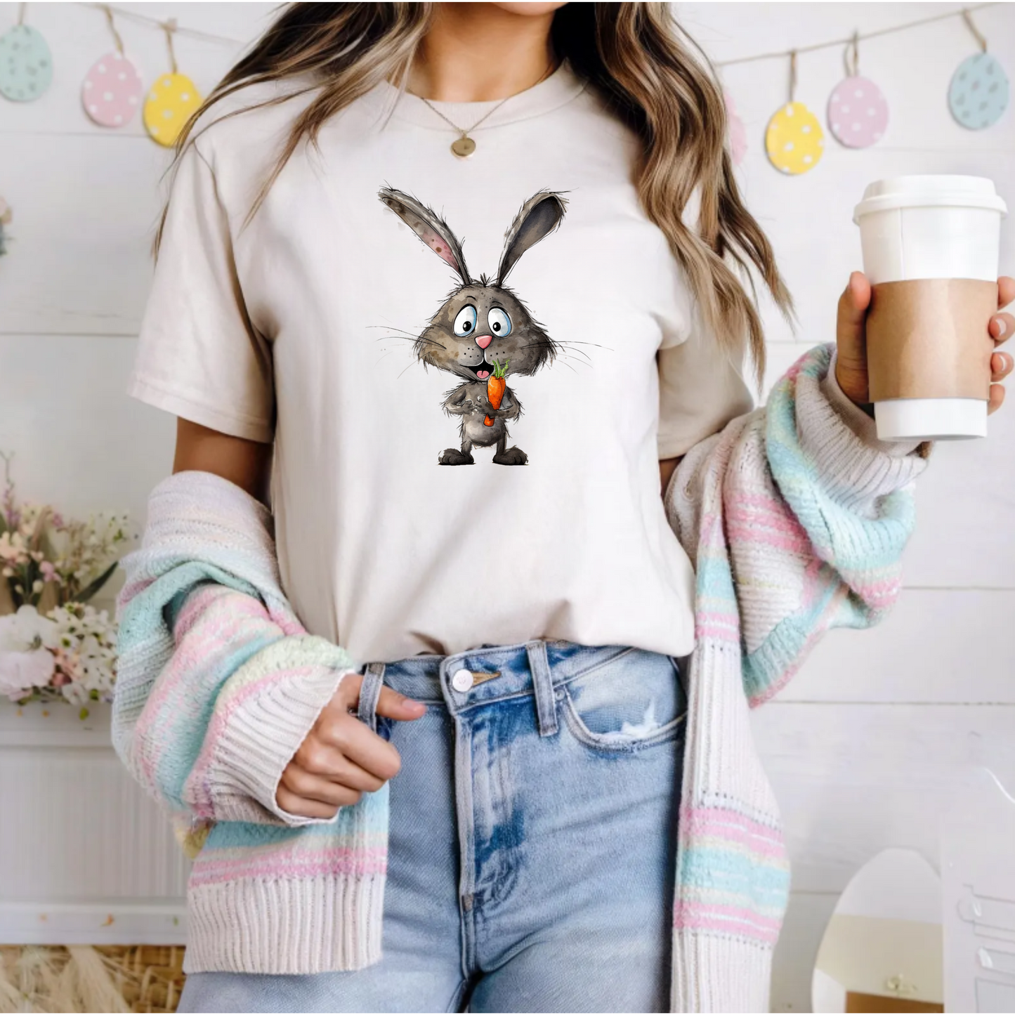 Easter Bunny holding a carrotp png