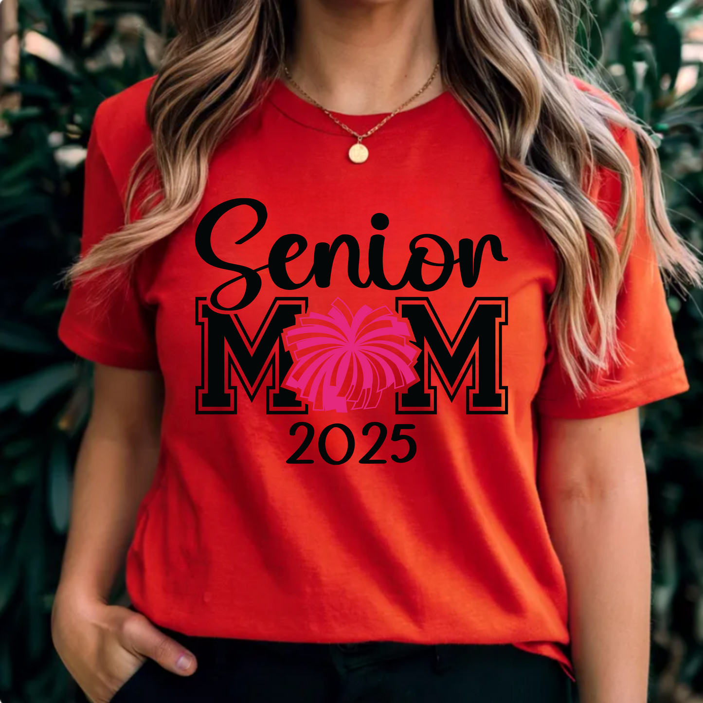 T-Shirt Senior Mom with Pom Pom - Unisex Jersey Tee