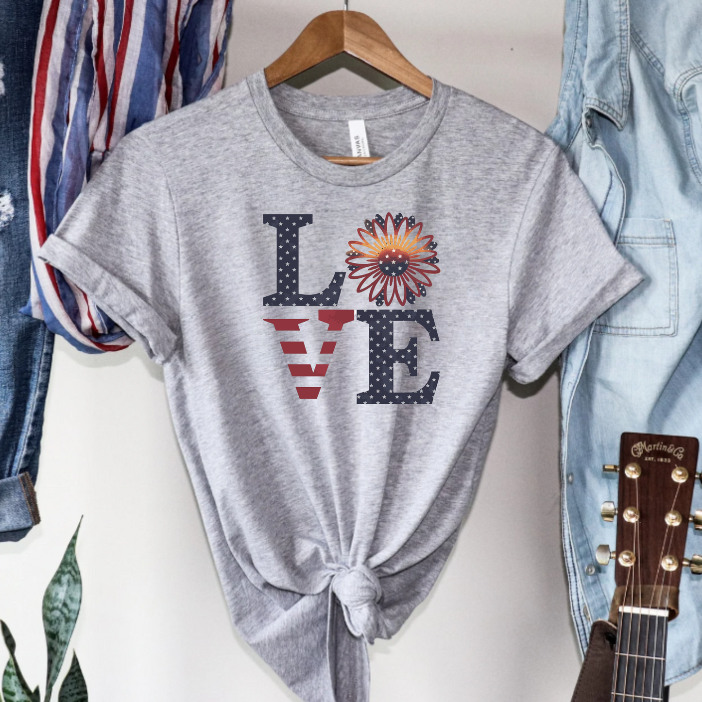 Floral Patriotic 'Love' Unisex Tee