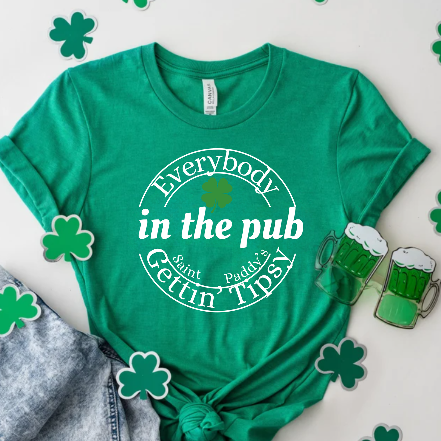 Everybody in the pub getting tipsy tee