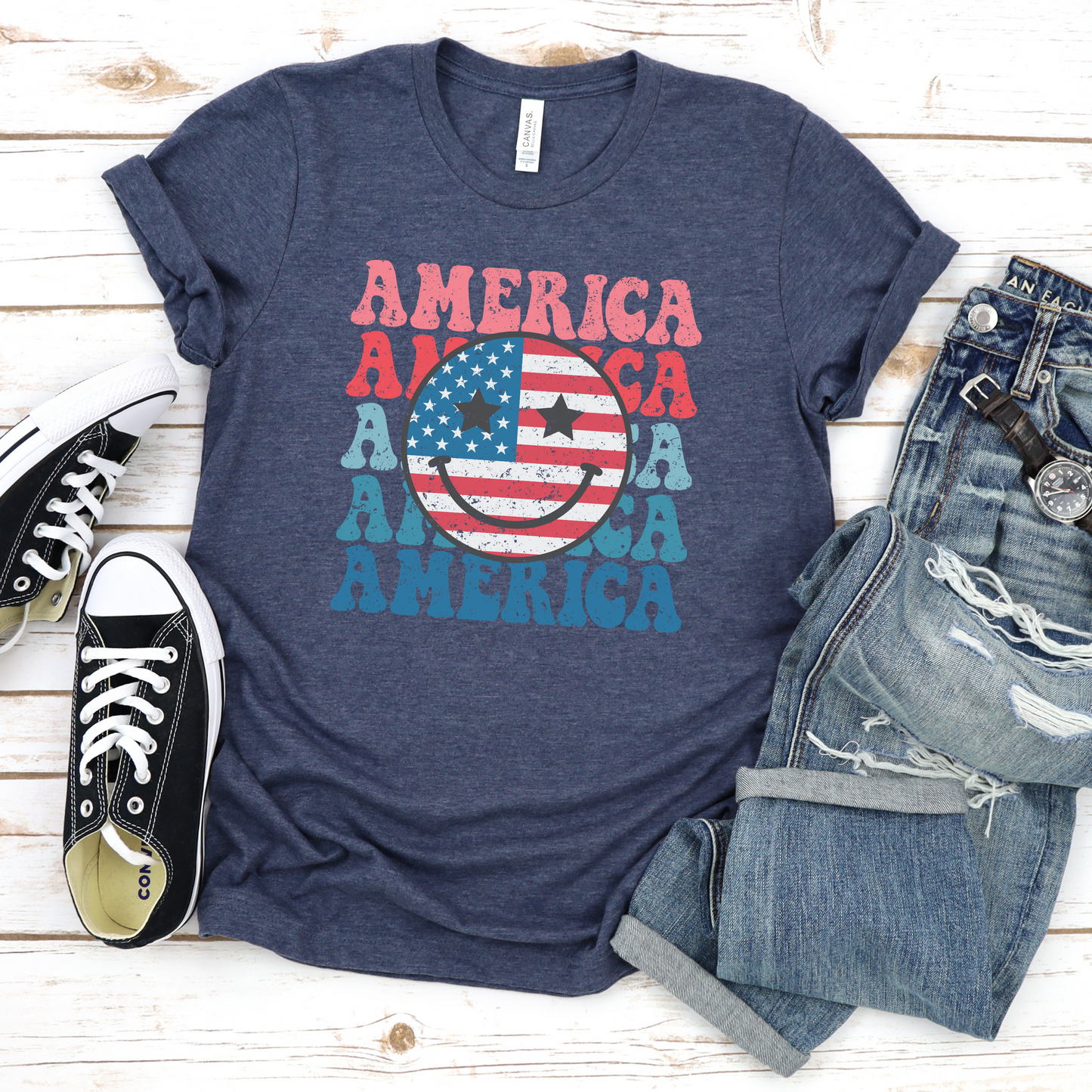 T-Shirt 'America' with Smiley Face Flag Unisex Tee